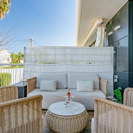 By Interhome Apartment *