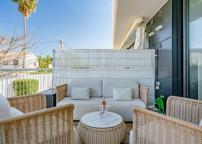 By Interhome Daire *